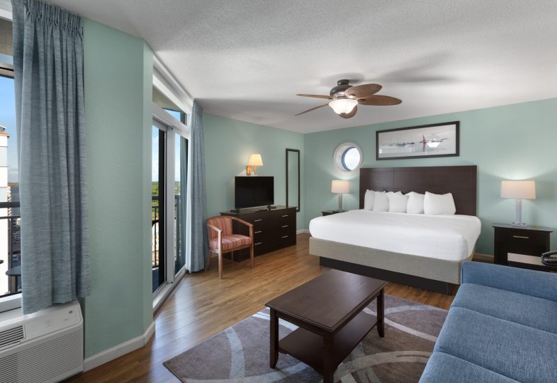 Ensuite with Private Bath & Side Balcony